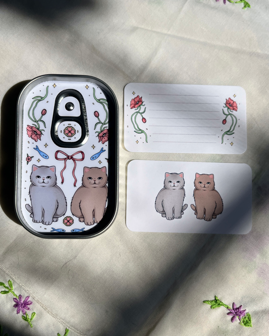 Matching Cat Tin and Memo Card Set